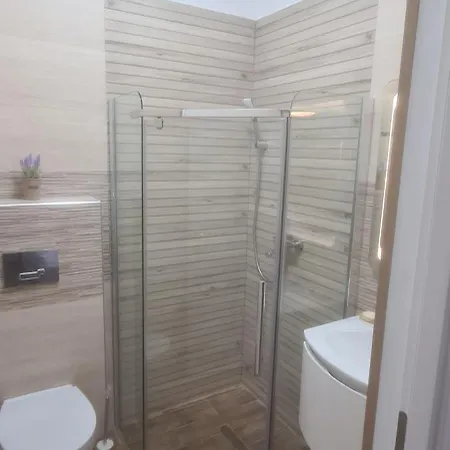 Studio Zara - Stefan Building Lake Daire *